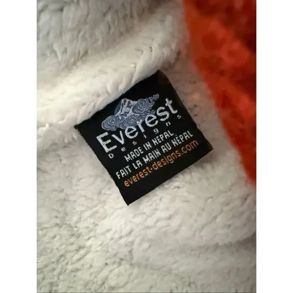 Everest Designs Fox Hat with Built in Scarf Wool Lining One Size - Picture 3 of 7